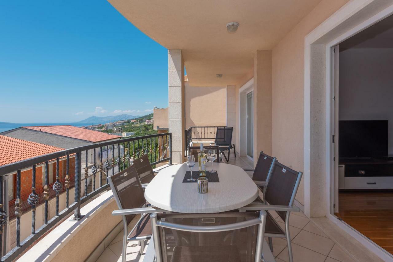 Apartments Naja Makarska Buitenkant foto