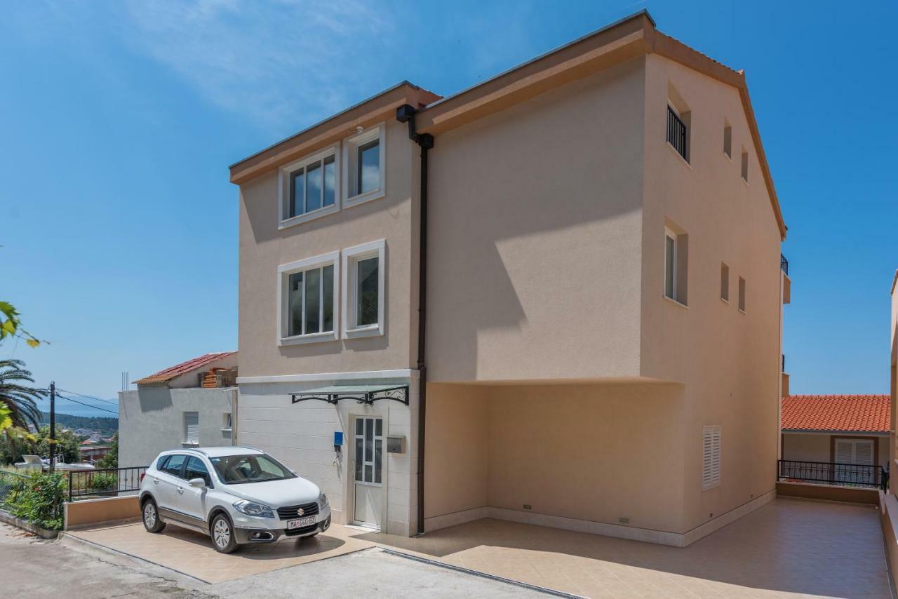 Apartments Naja Makarska Buitenkant foto